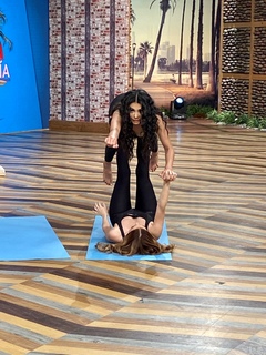 Kristal Silva feet photo thumbnail