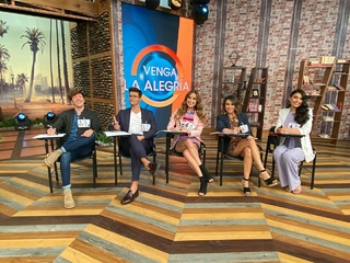 Kristal Silva feet photo thumbnail