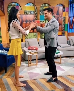 Kristal Silva feet photo thumbnail