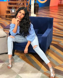 Kristal Silva feet photo thumbnail