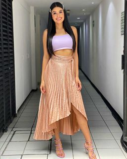 Kristal Silva feet photo thumbnail