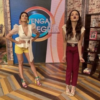 Kristal Silva feet photo thumbnail