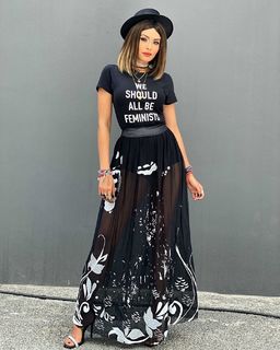 Kristal Silva feet photo thumbnail