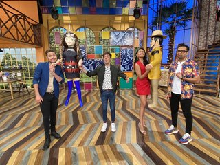 Kristal Silva feet photo thumbnail