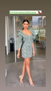 Kristal Silva feet photo thumbnail