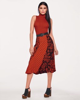 Kristal Silva feet photo thumbnail