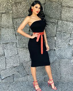 Kristal Silva feet photo thumbnail