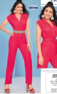 Kristal Silva feet photo thumbnail