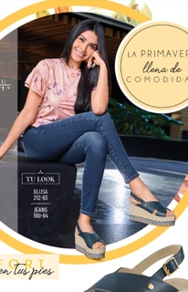 Kristal Silva feet photo thumbnail