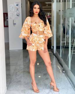 Kristal Silva feet photo thumbnail