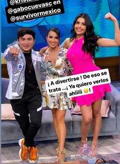 Kristal Silva feet photo thumbnail