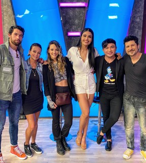 Kristal Silva feet photo thumbnail