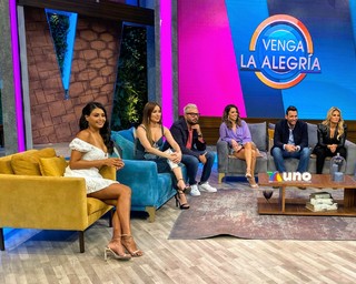 Kristal Silva feet photo thumbnail