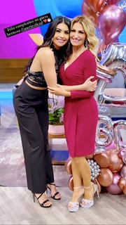 Kristal Silva feet photo thumbnail