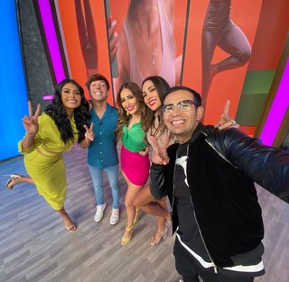 Kristal Silva feet photo thumbnail