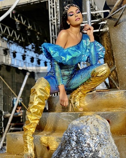 Kristal Silva feet photo thumbnail