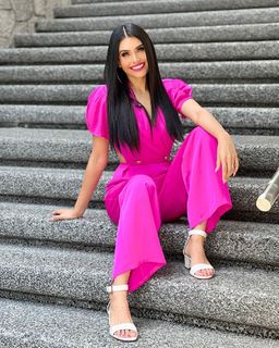 Kristal Silva feet photo thumbnail