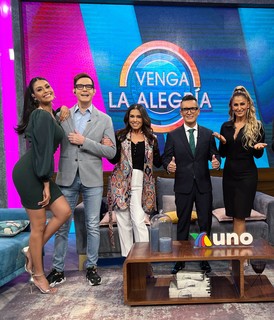 Kristal Silva feet photo thumbnail