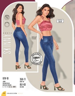 Kristal Silva feet photo thumbnail