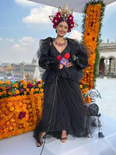 Kristal Silva feet photo thumbnail