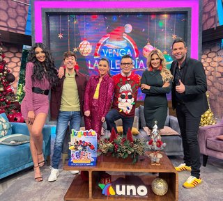 Kristal Silva feet photo thumbnail