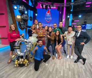 Kristal Silva feet photo thumbnail