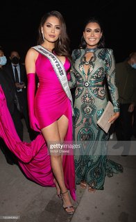 Kristal Silva feet photo thumbnail