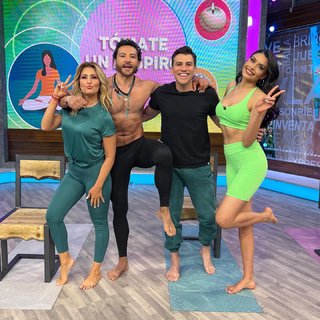 Kristal Silva feet photo thumbnail