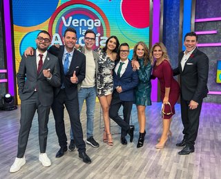 Kristal Silva feet photo thumbnail