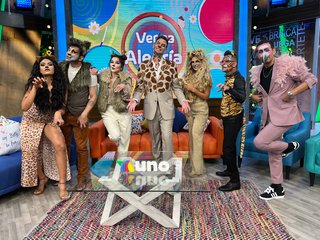 Kristal Silva feet photo thumbnail