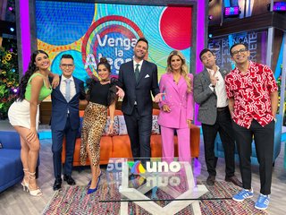 Kristal Silva feet photo thumbnail