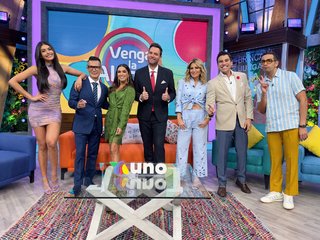 Kristal Silva feet photo thumbnail