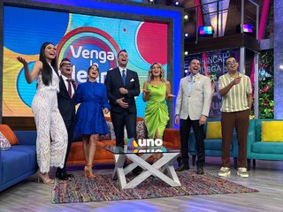 Kristal Silva feet photo thumbnail