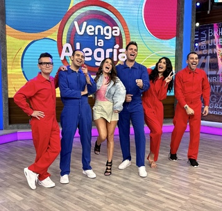 Kristal Silva feet photo thumbnail