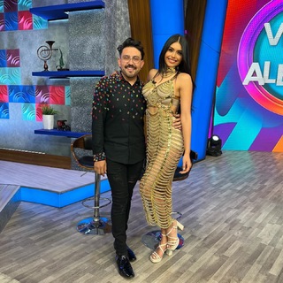 Kristal Silva feet photo thumbnail