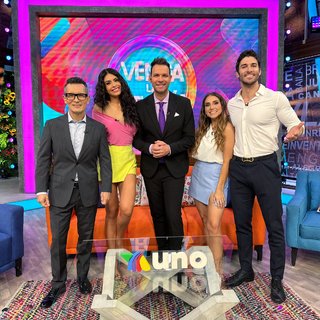 Kristal Silva feet photo thumbnail