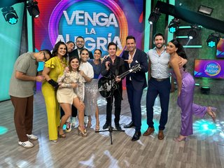 Kristal Silva feet photo thumbnail