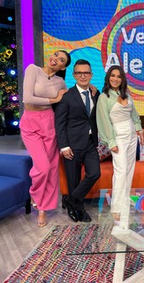 Kristal Silva feet photo thumbnail