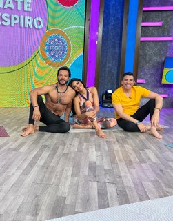 Kristal Silva feet photo thumbnail