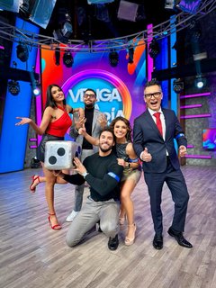 Kristal Silva feet photo thumbnail