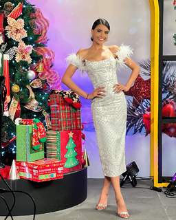 Kristal Silva feet photo thumbnail