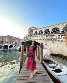 Kristal Silva feet photo thumbnail