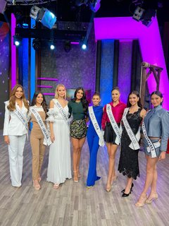 Kristal Silva feet photo thumbnail