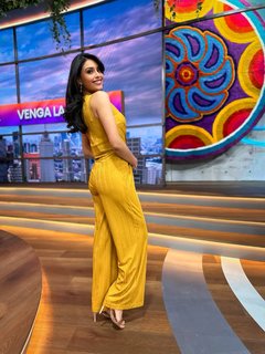 Kristal Silva feet photo thumbnail