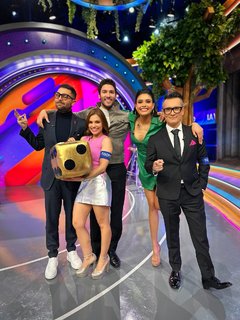 Kristal Silva feet photo thumbnail