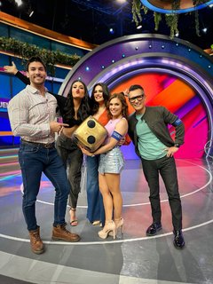 Kristal Silva feet photo thumbnail