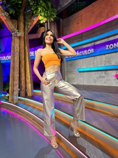 Kristal Silva feet photo thumbnail