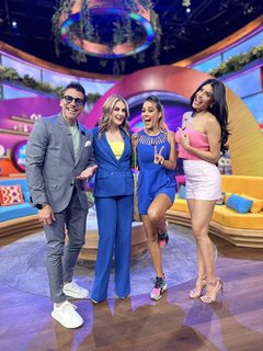 Kristal Silva feet photo thumbnail