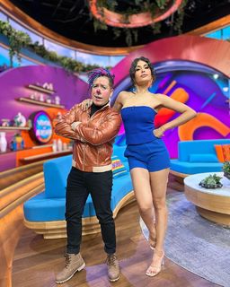 Kristal Silva feet photo thumbnail