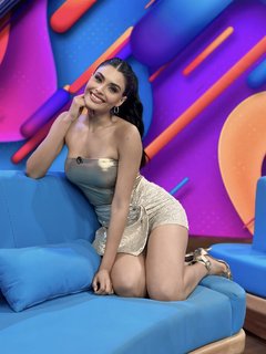 Kristal Silva feet photo thumbnail